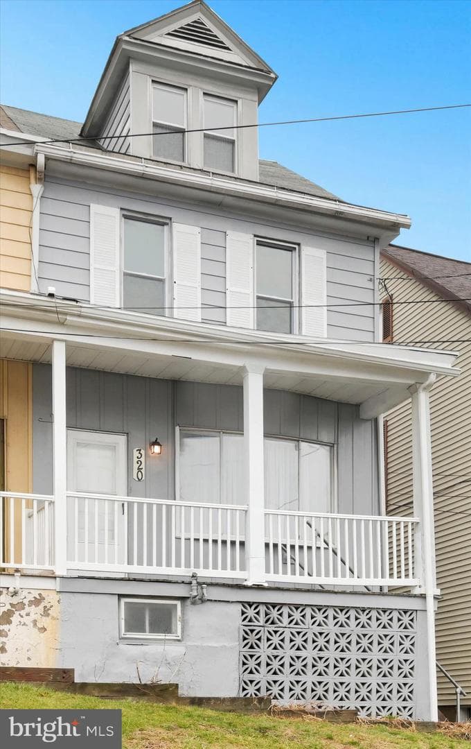 320 Spring Garden Street photo 2