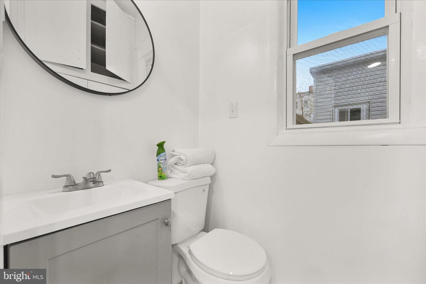 320 Spring Garden Street photo 24