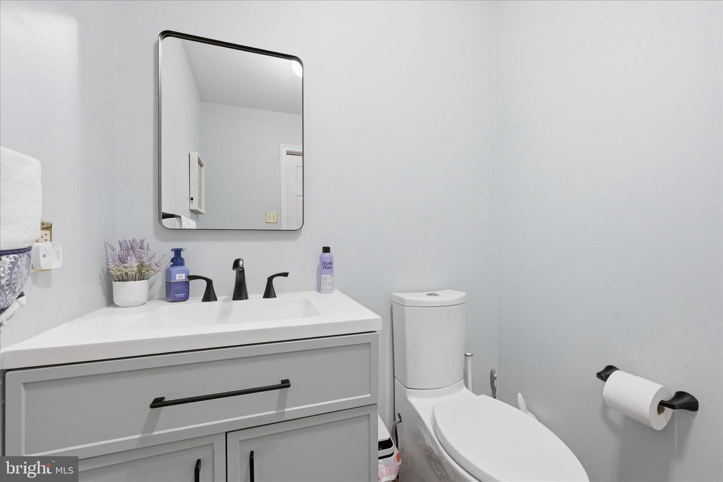 1001 Village Road photo 14