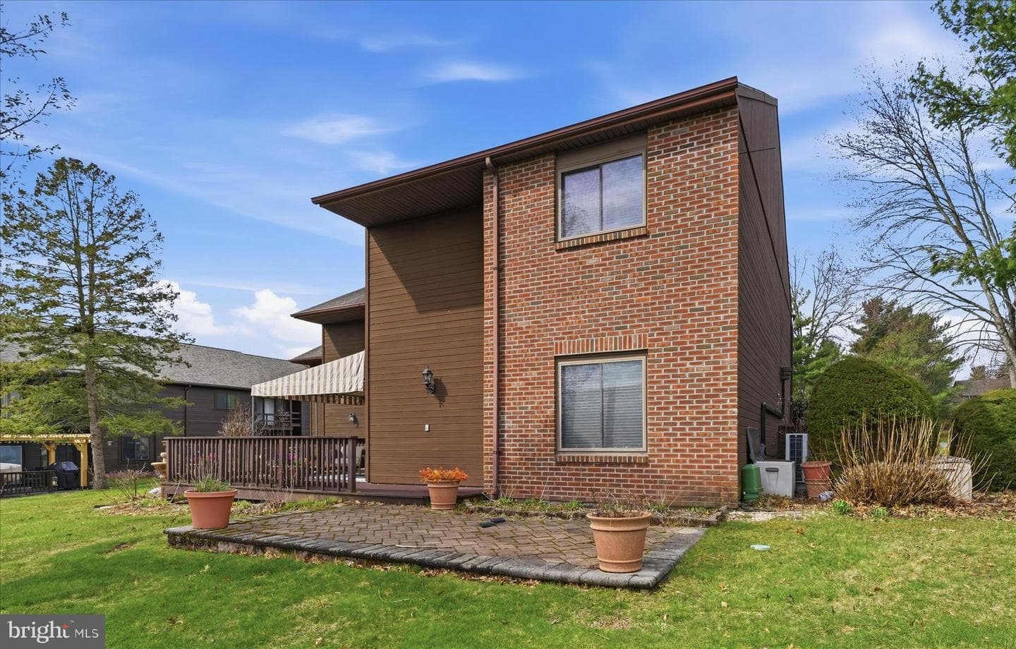 1001 Village Road photo 28