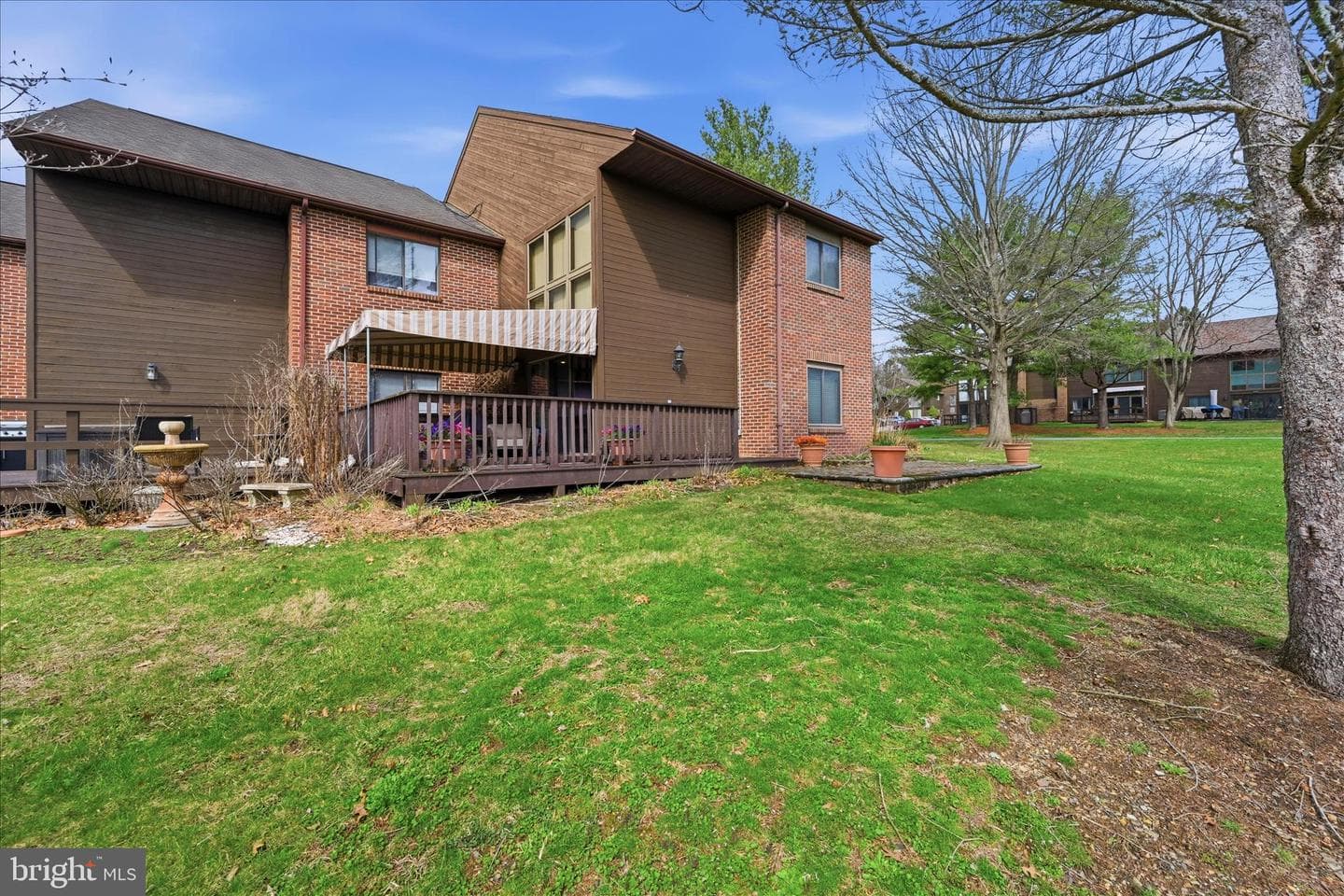 1001 Village Road photo 31