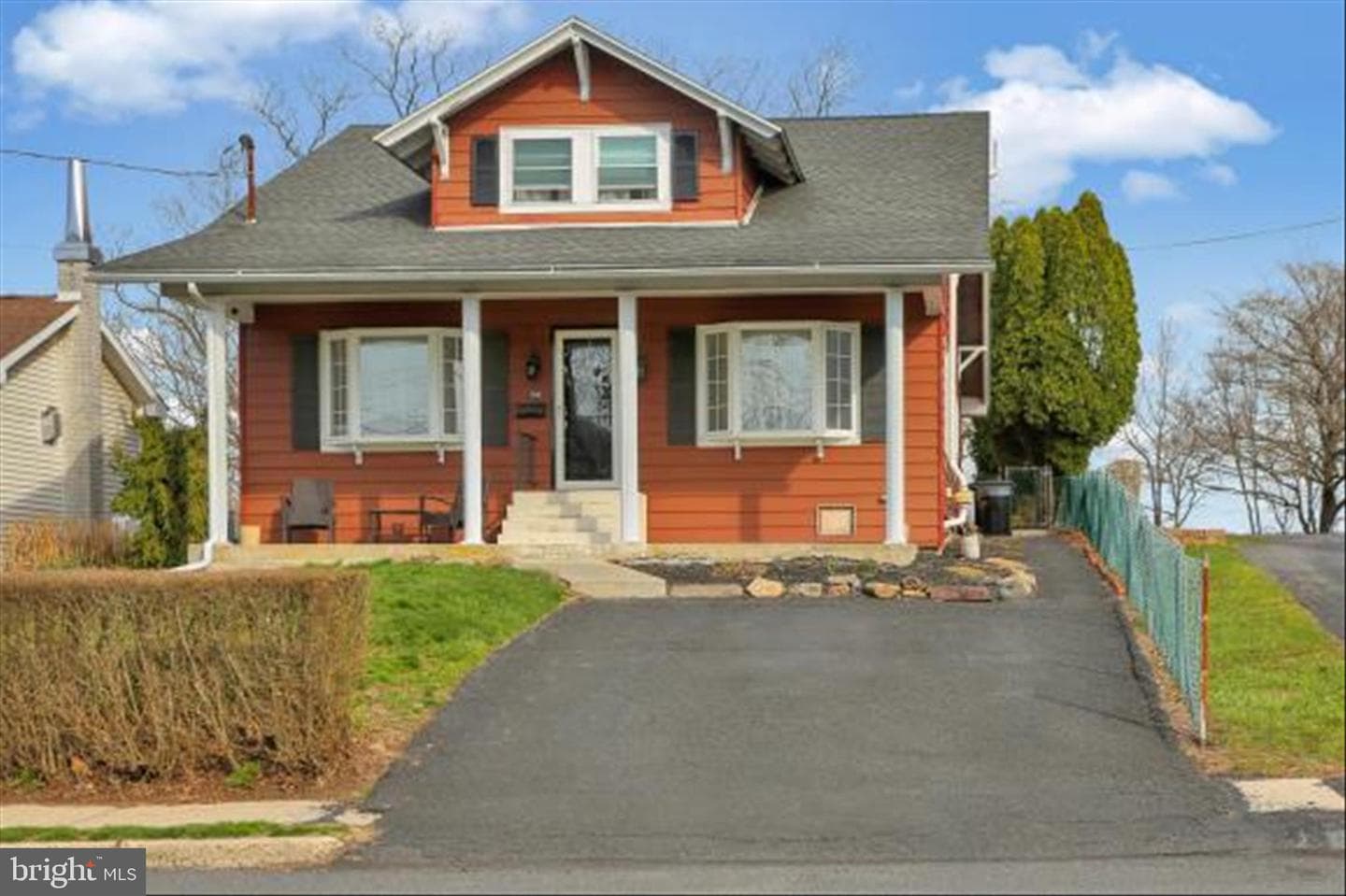 1506 Mount Hope Avenue photo 14