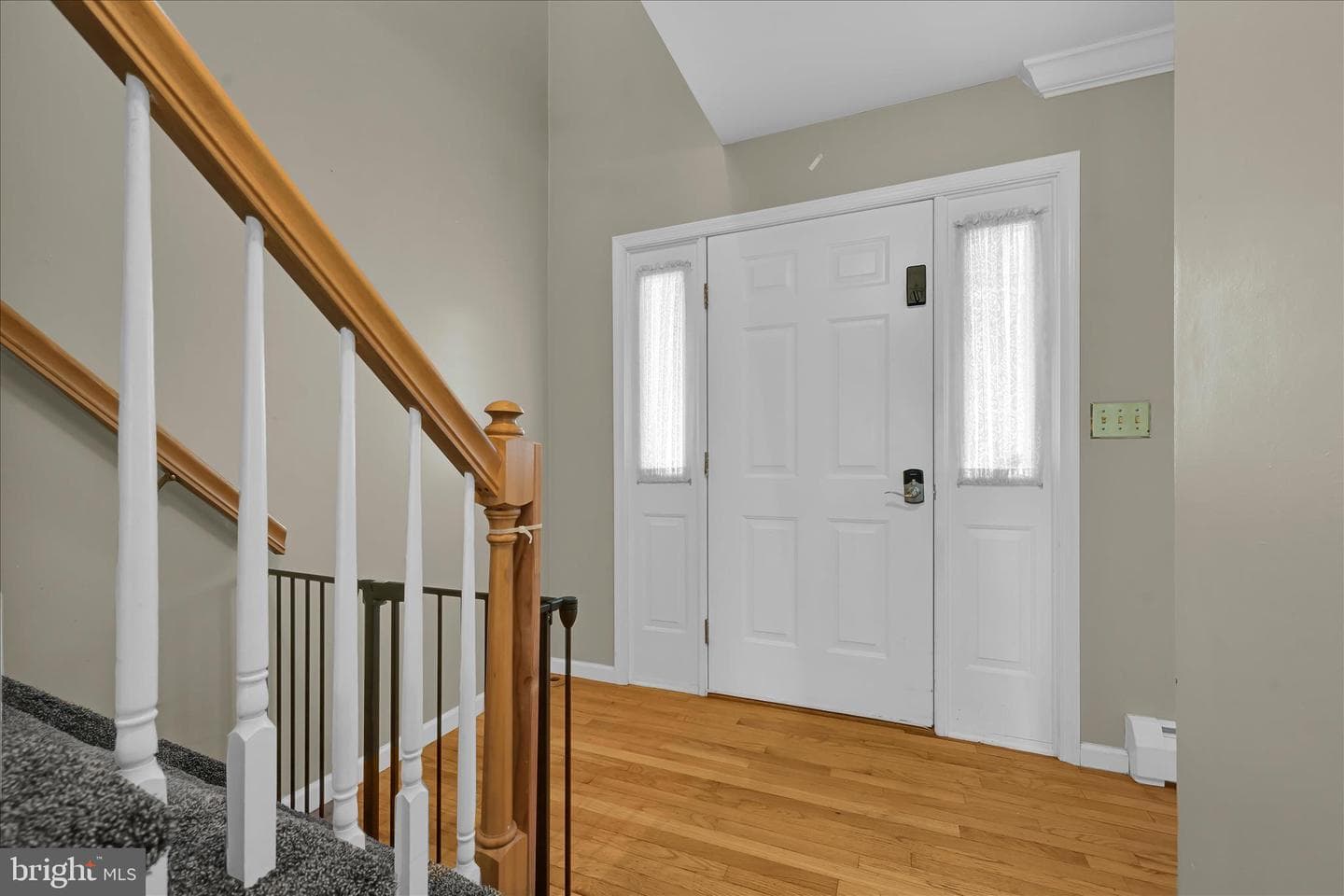 826 Pinewood Drive photo 6