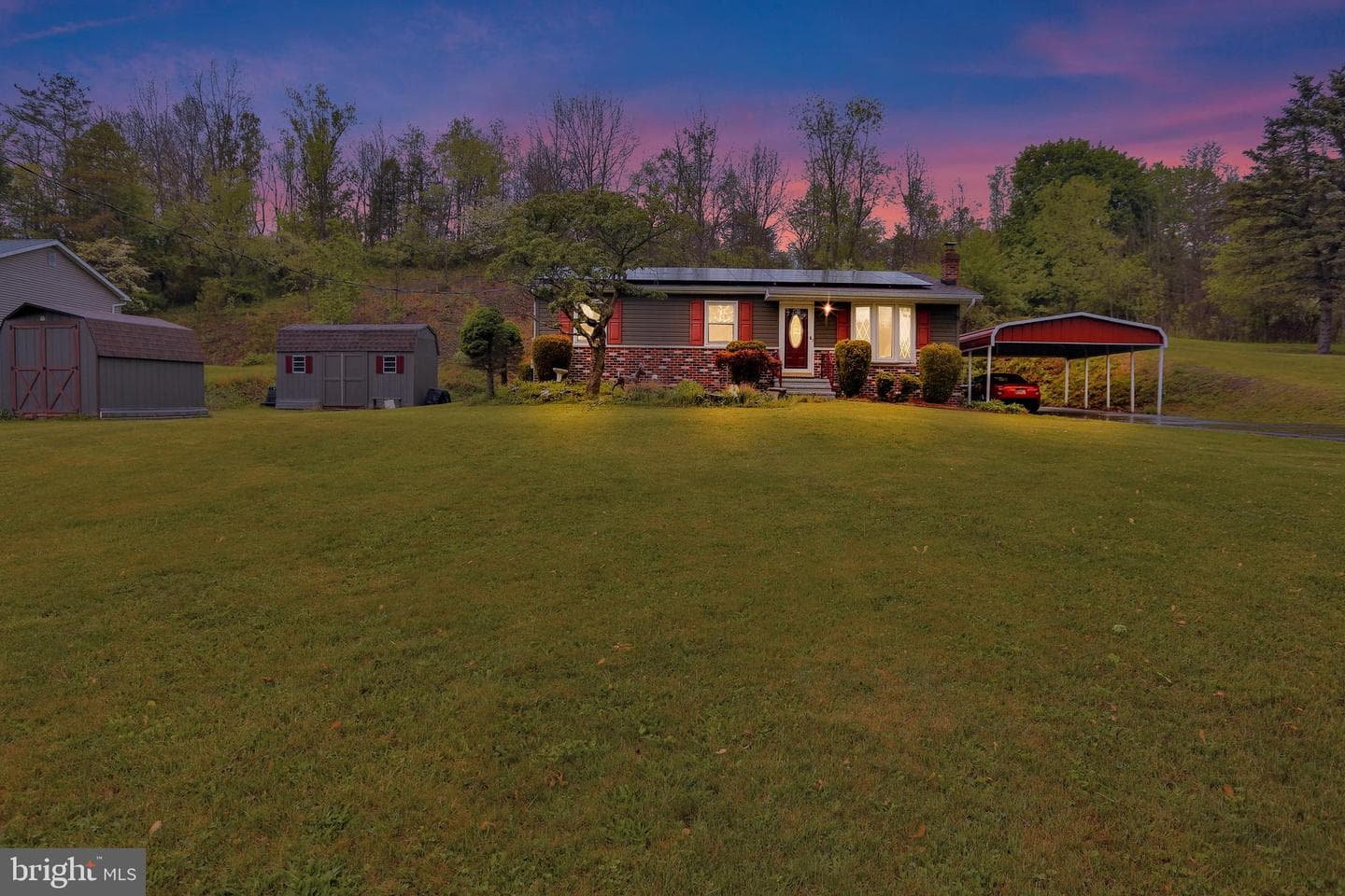 183 E Adamsdale Road photo 23