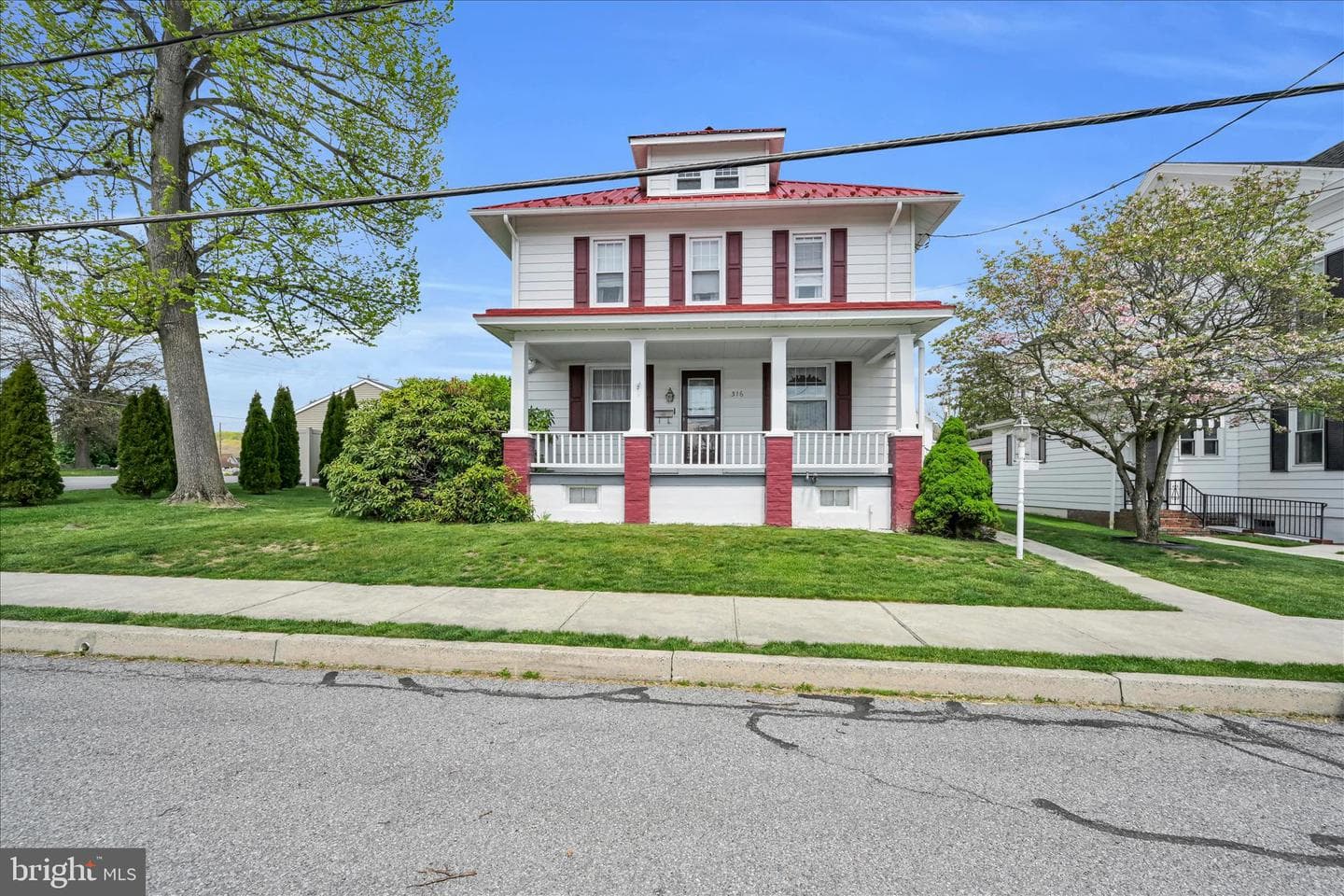 316 W Independence Street