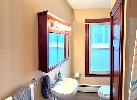 233 N Warren Street photo 8