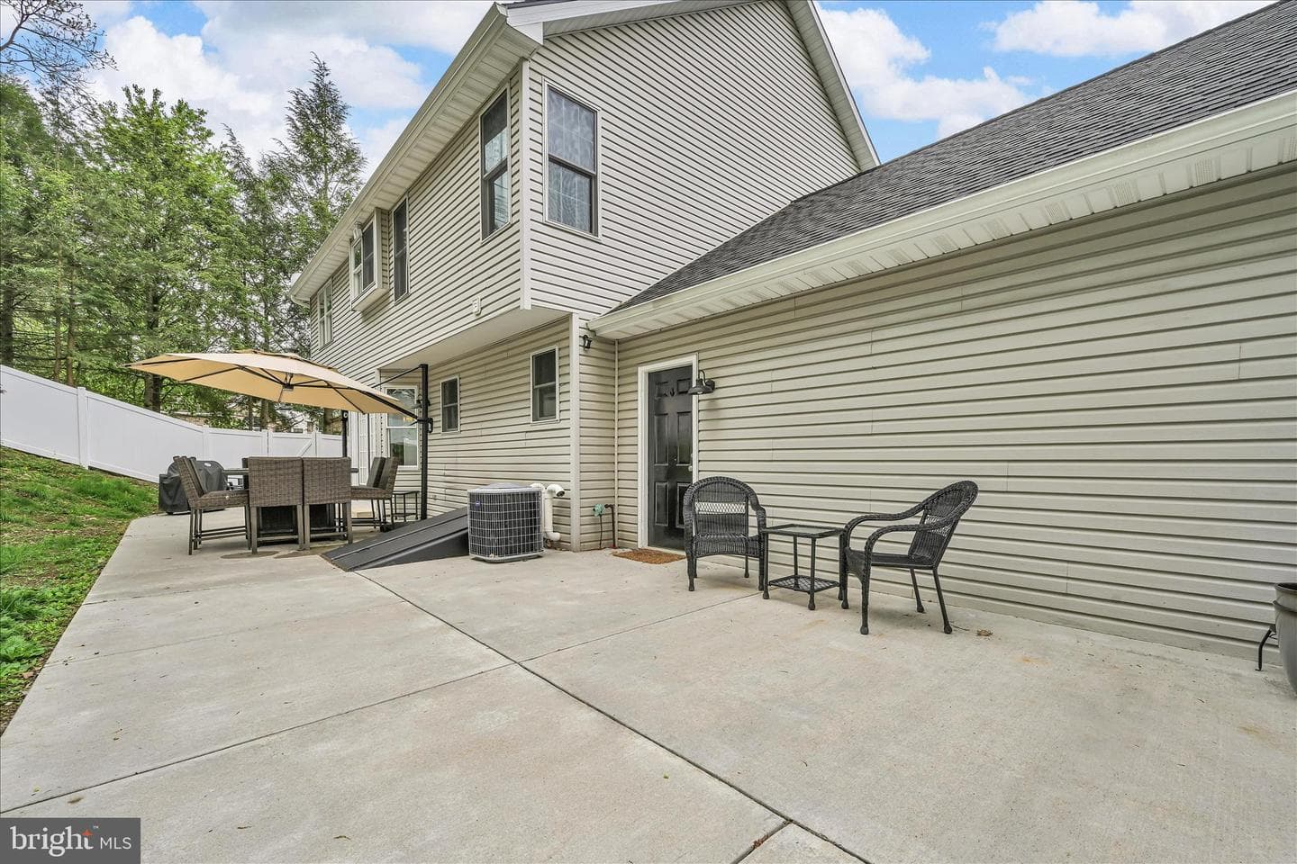 25 Tall Oaks Drive photo 31