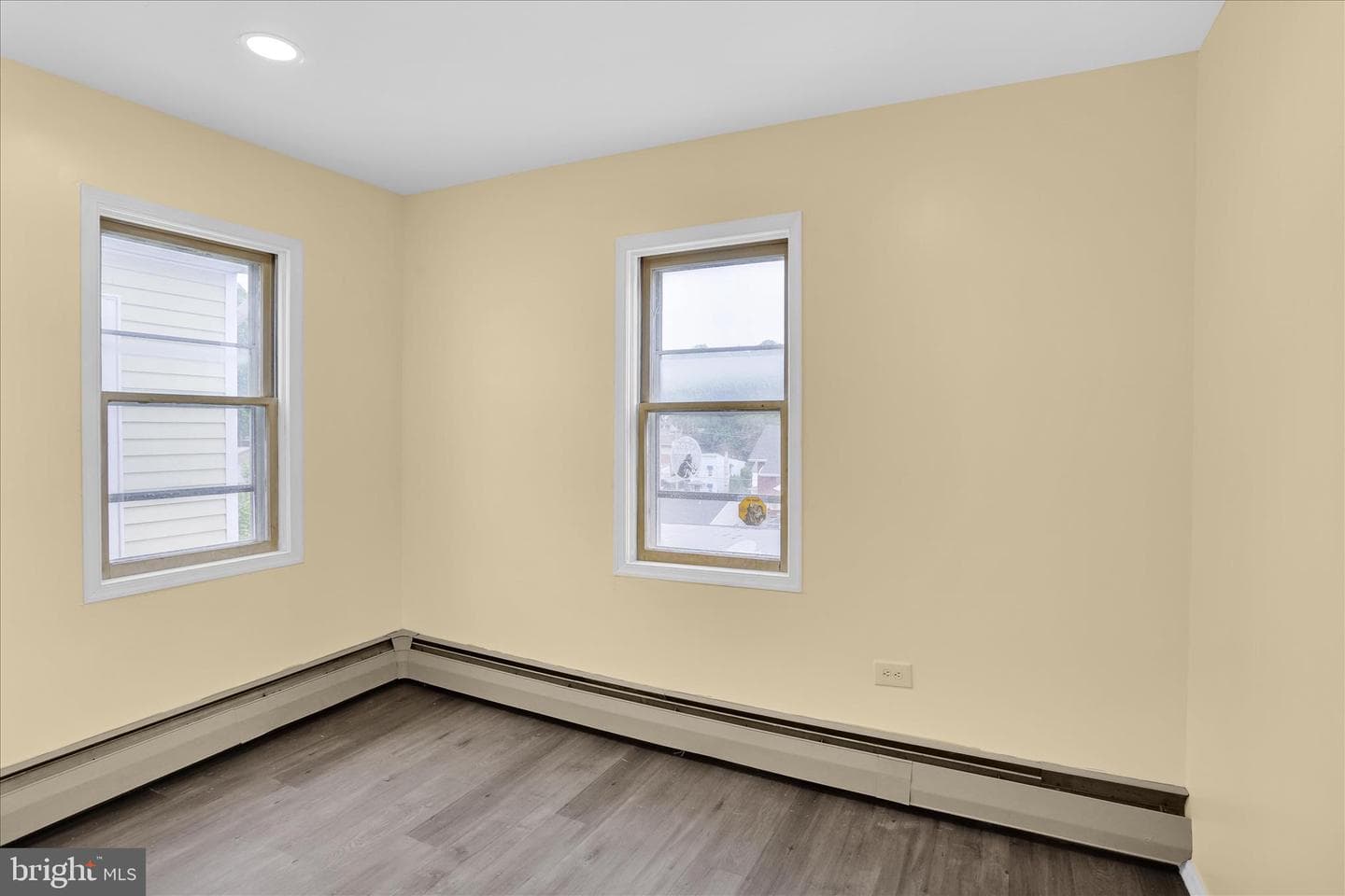 704 Laurel Boulevard photo 16