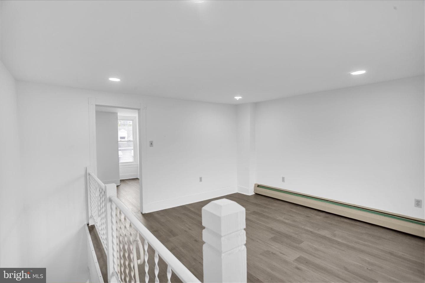 704 Laurel Boulevard photo 24