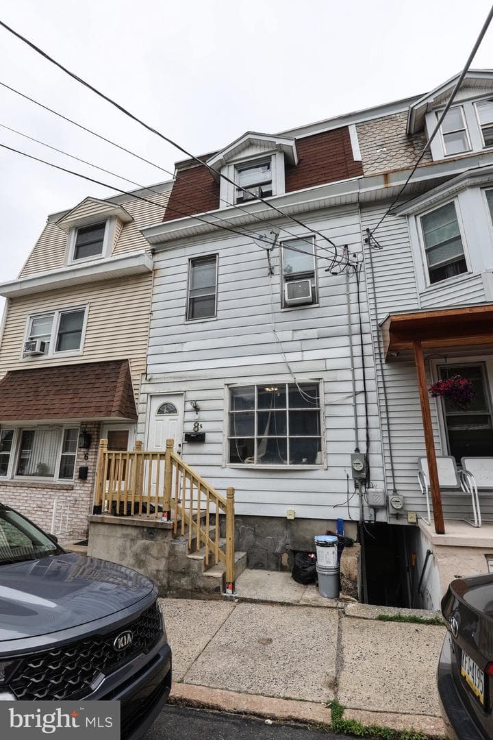 8 S 19th Street photo 3