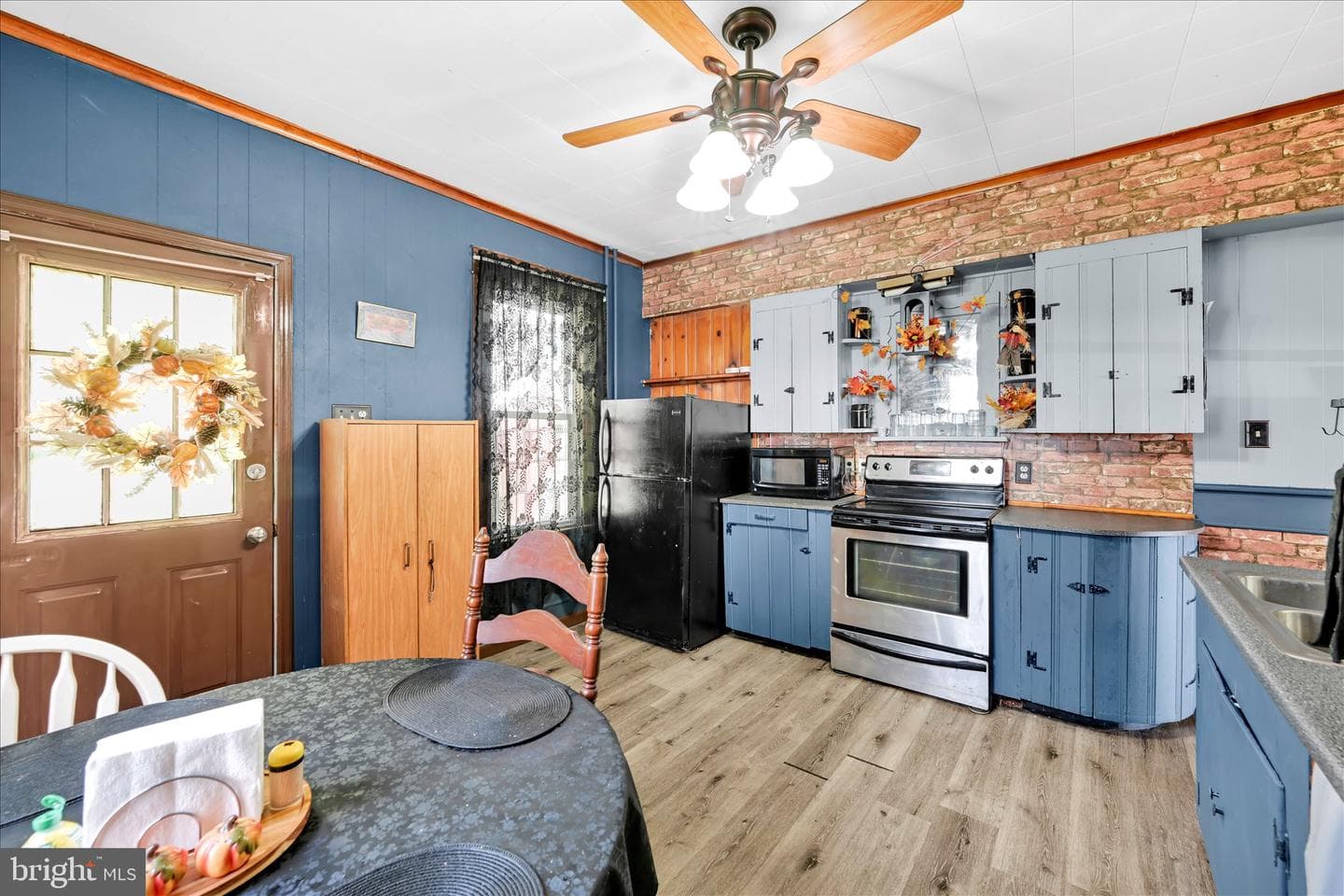 185 Virginia Avenue photo 8