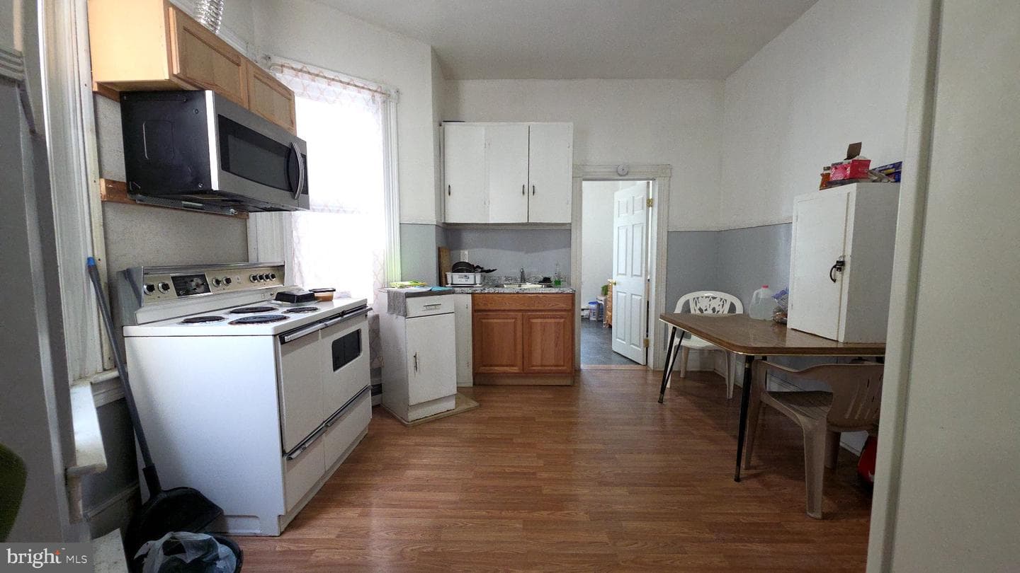 332 S Jardin photo 6