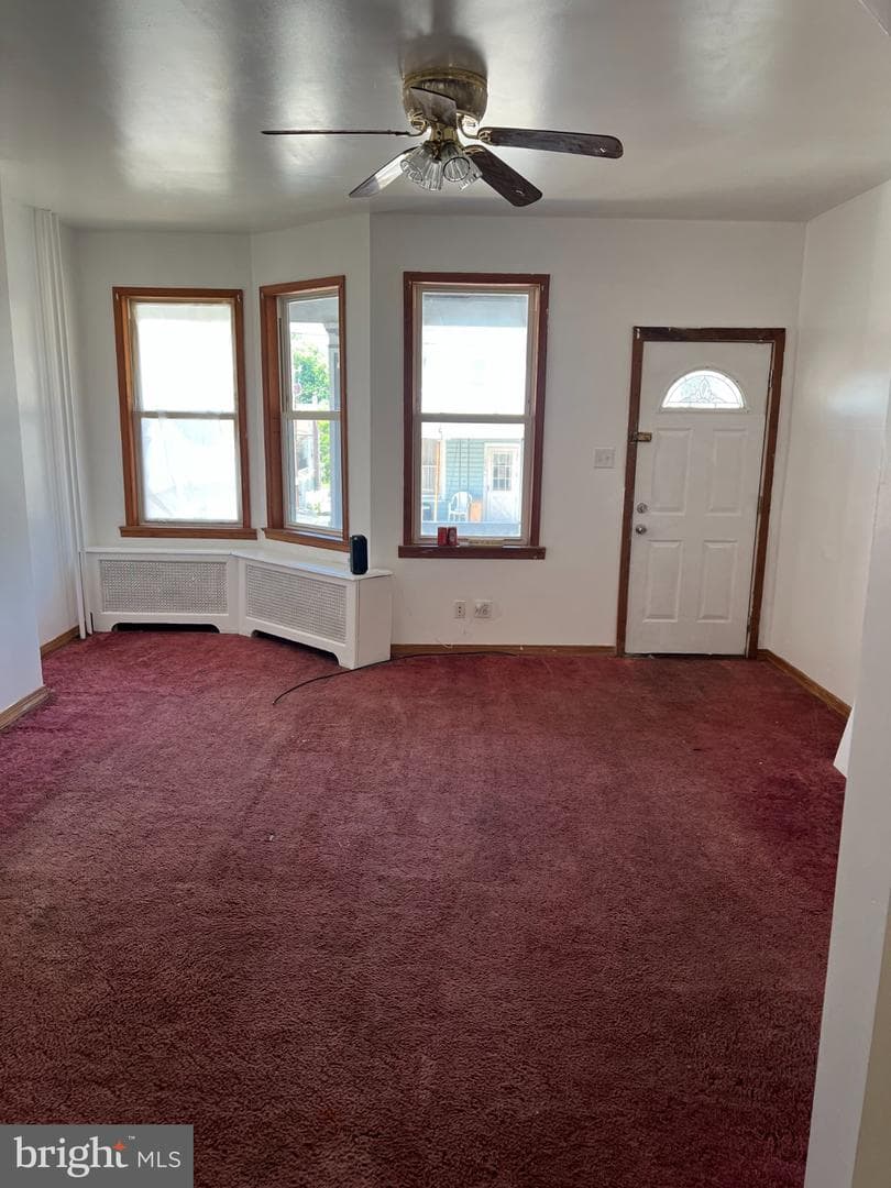 1653 W Norwegian St photo 3