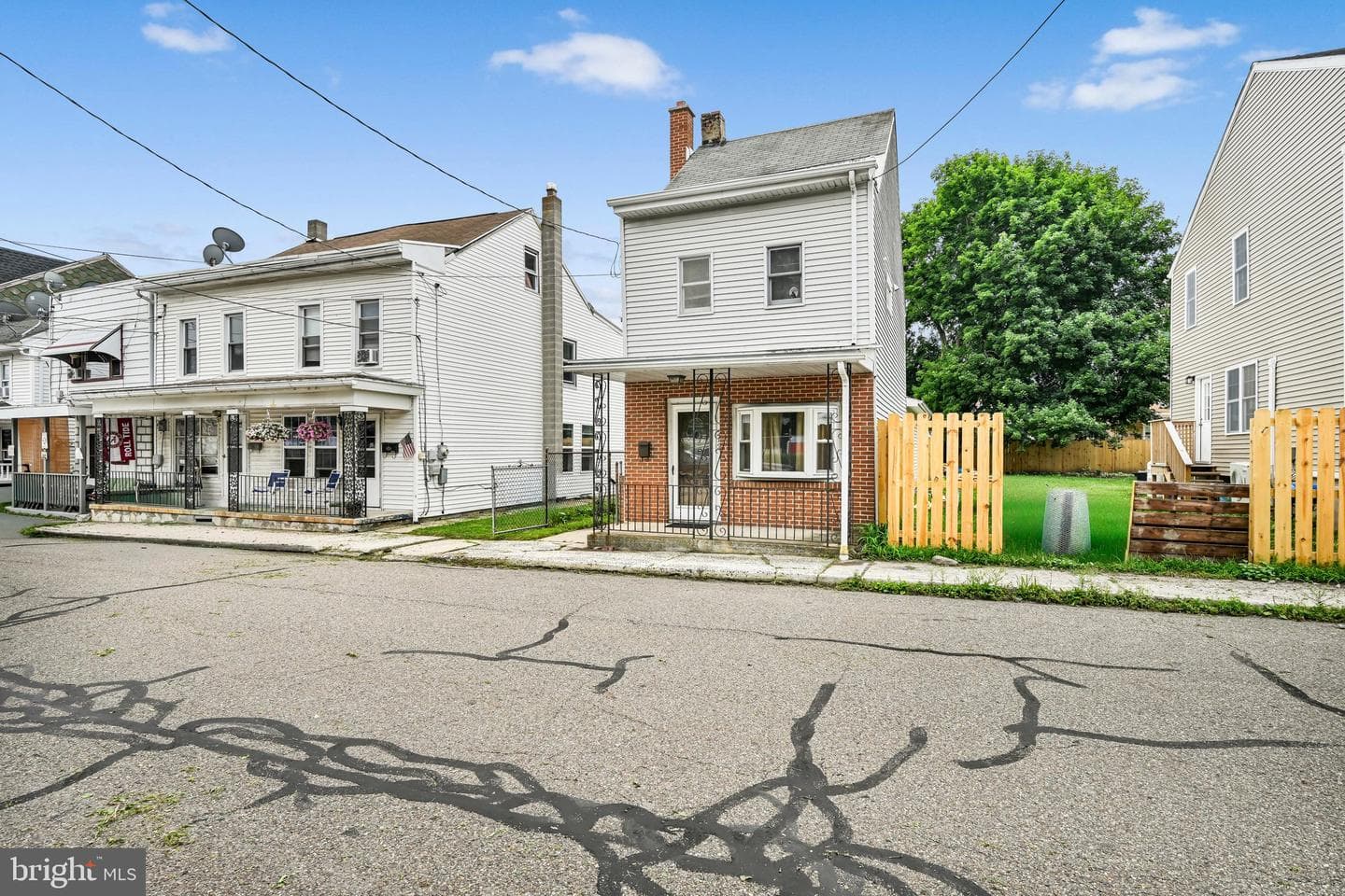 212 N Nichols Street photo 5