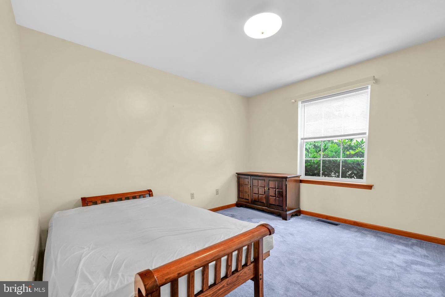 266 Forest Road photo 20