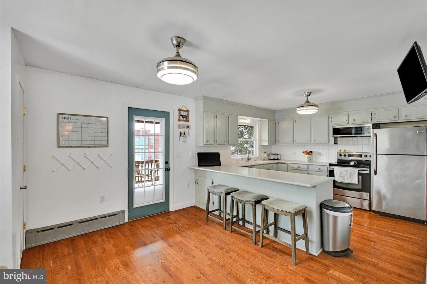 228 E Tammany Street photo 5