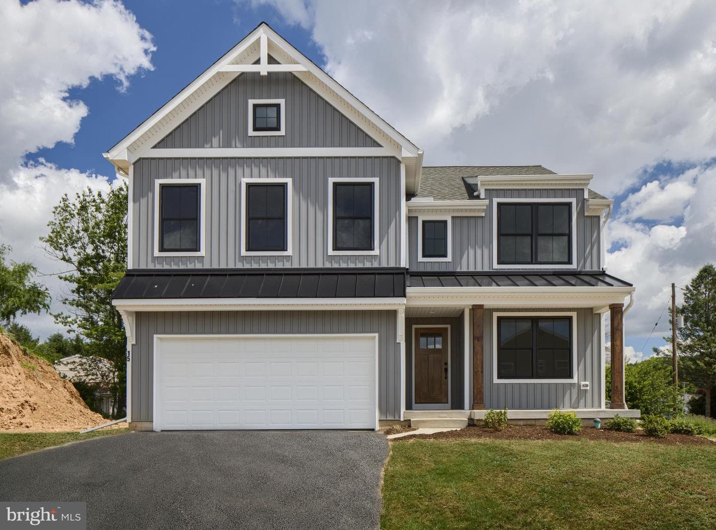 1100 Dietz Road #lachlan photo 4