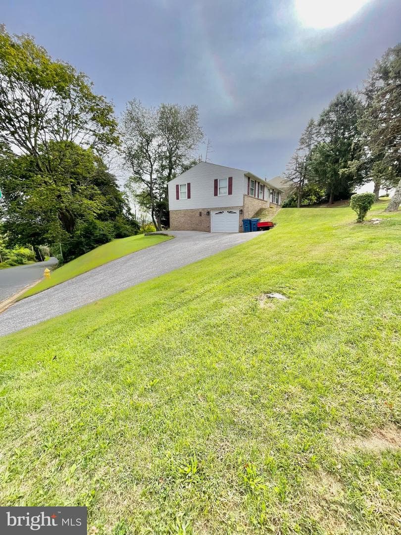 1 Valley View Road photo 40