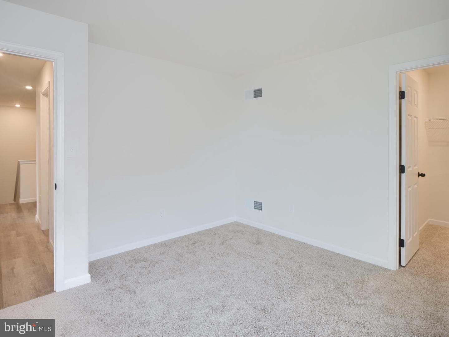 307 Boxwood Drive photo 30