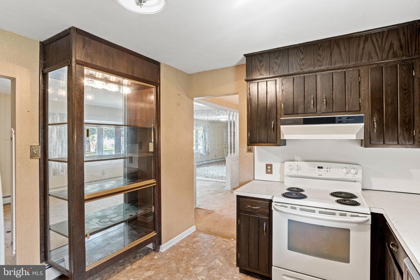 405 Clearview Road photo 10