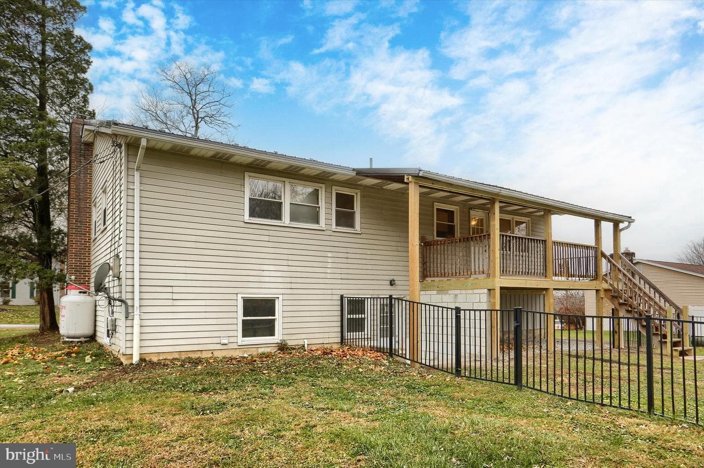 127 Spring Road photo 35