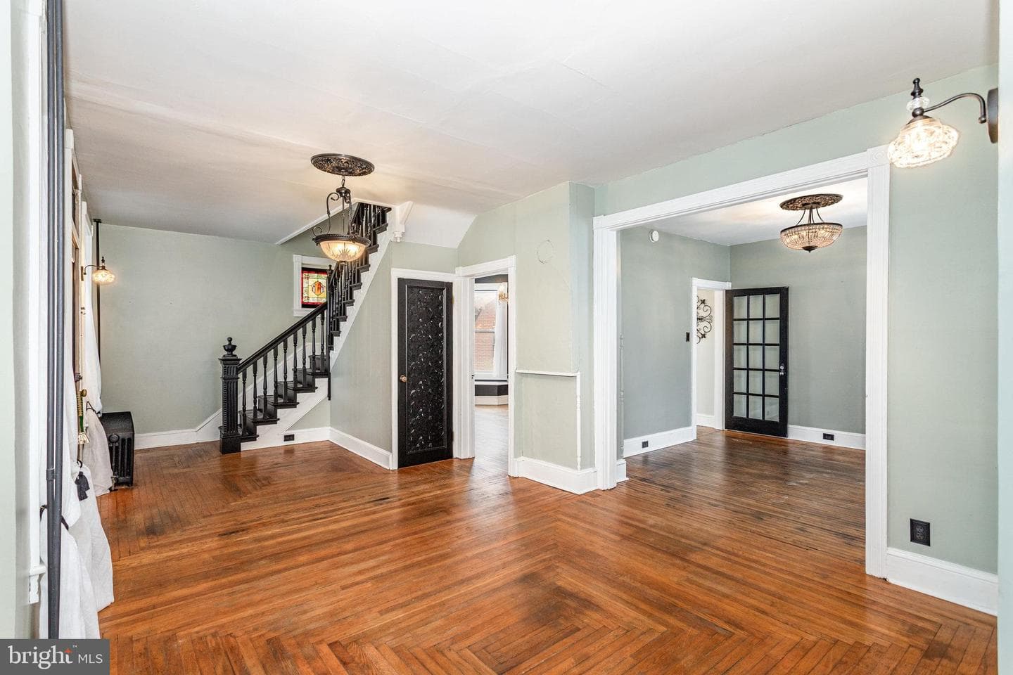 427 Hellam Street photo 8