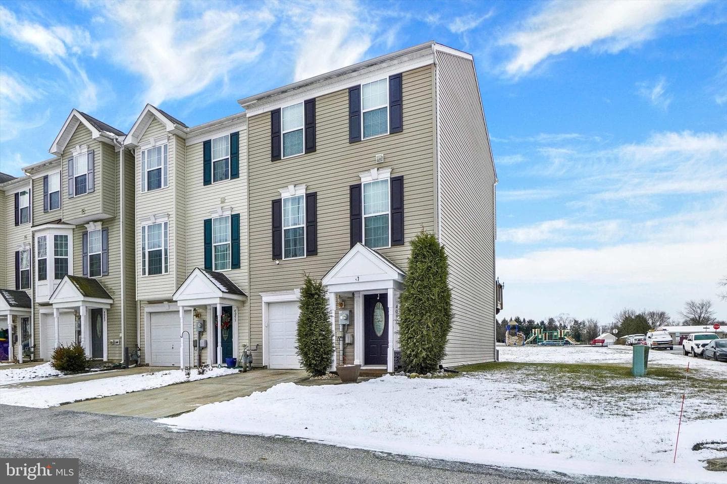4097 Majestic Court photo 2