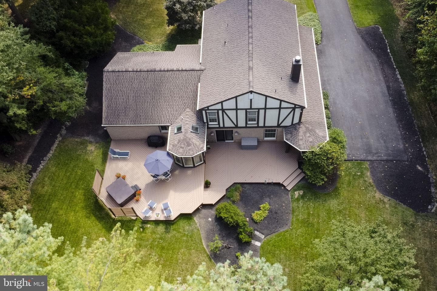 691 Marlow Drive photo 44