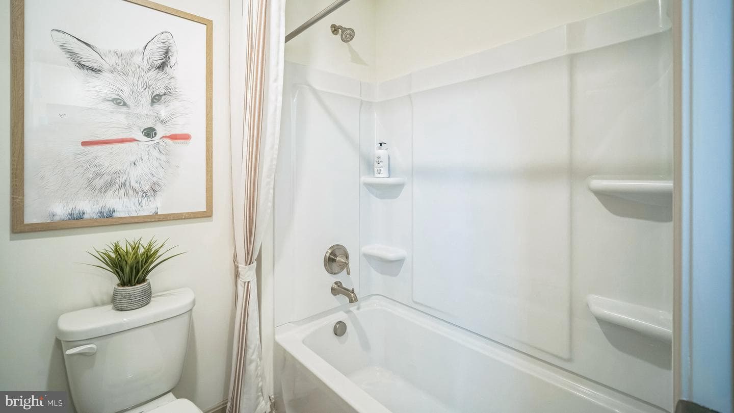 285 Grantway Drive photo 23