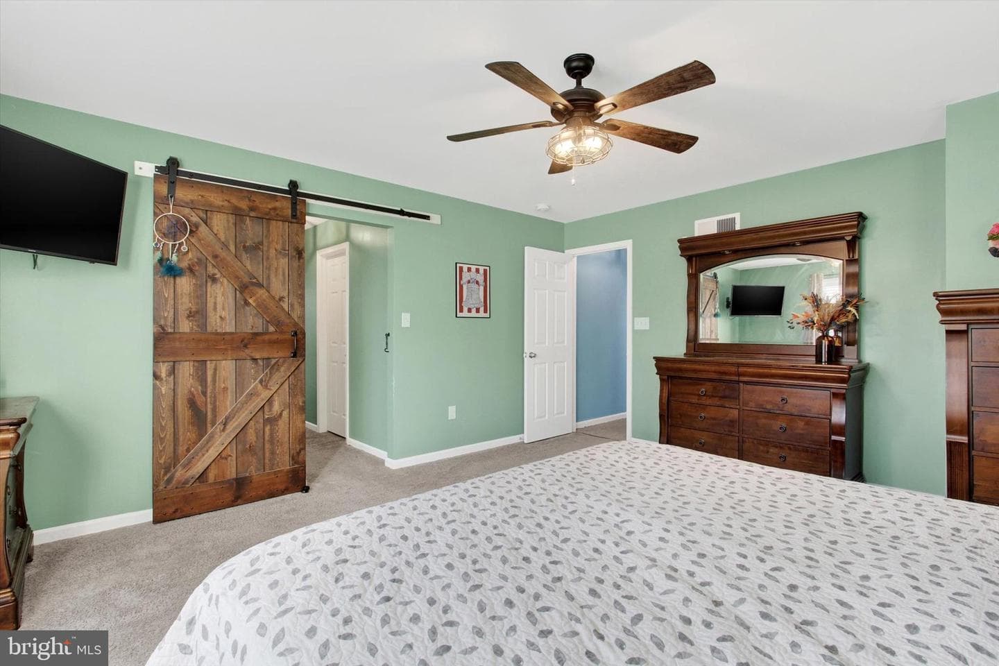 155 Sunbury Way photo 25