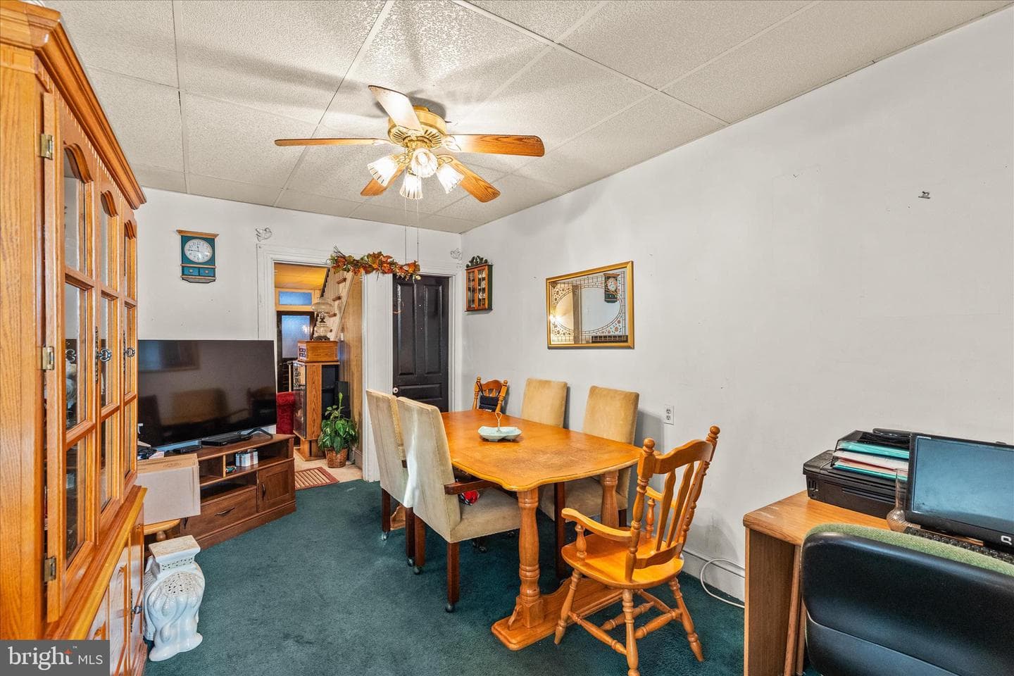 350 E Poplar Street photo 9