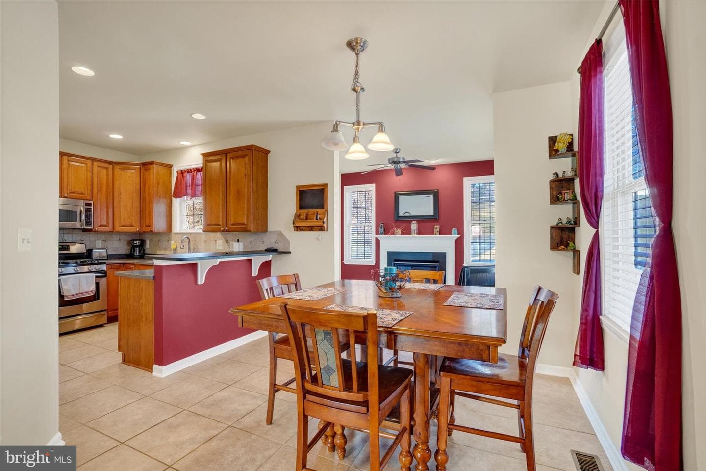 258 N Front Street photo 11