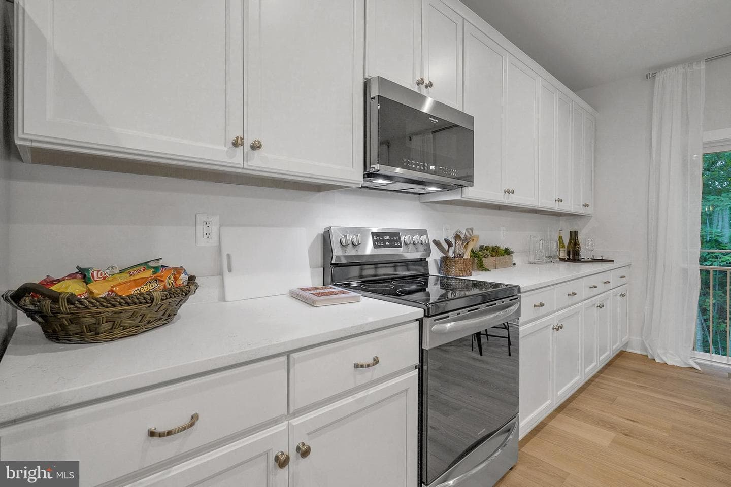 4025 Rolling Meadow Court photo 11