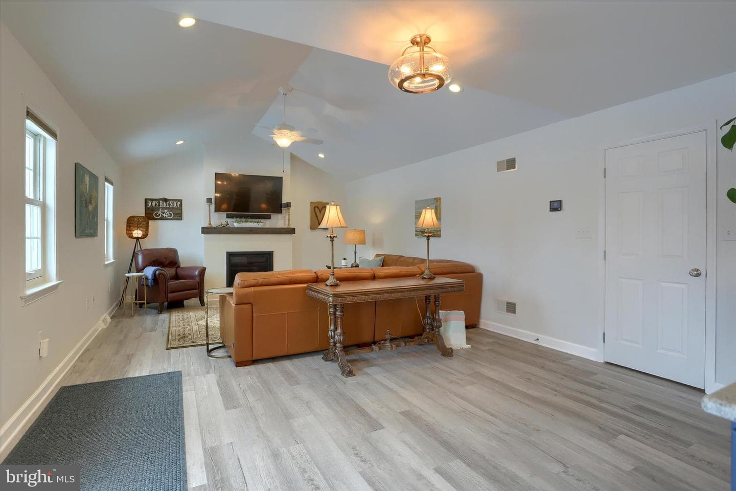 1147 Caspian Drive photo 32