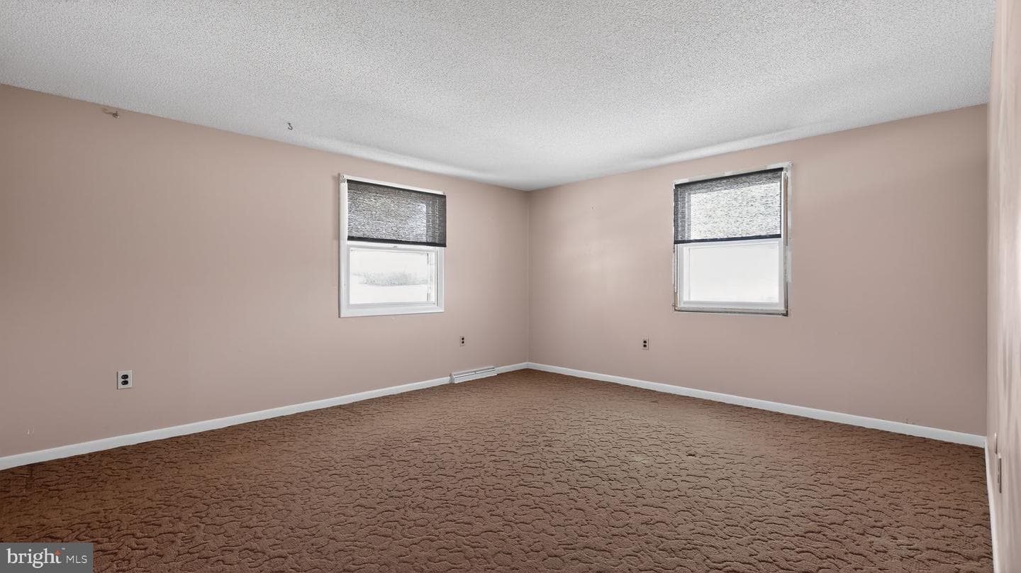 2686 Sunset Lane photo 4