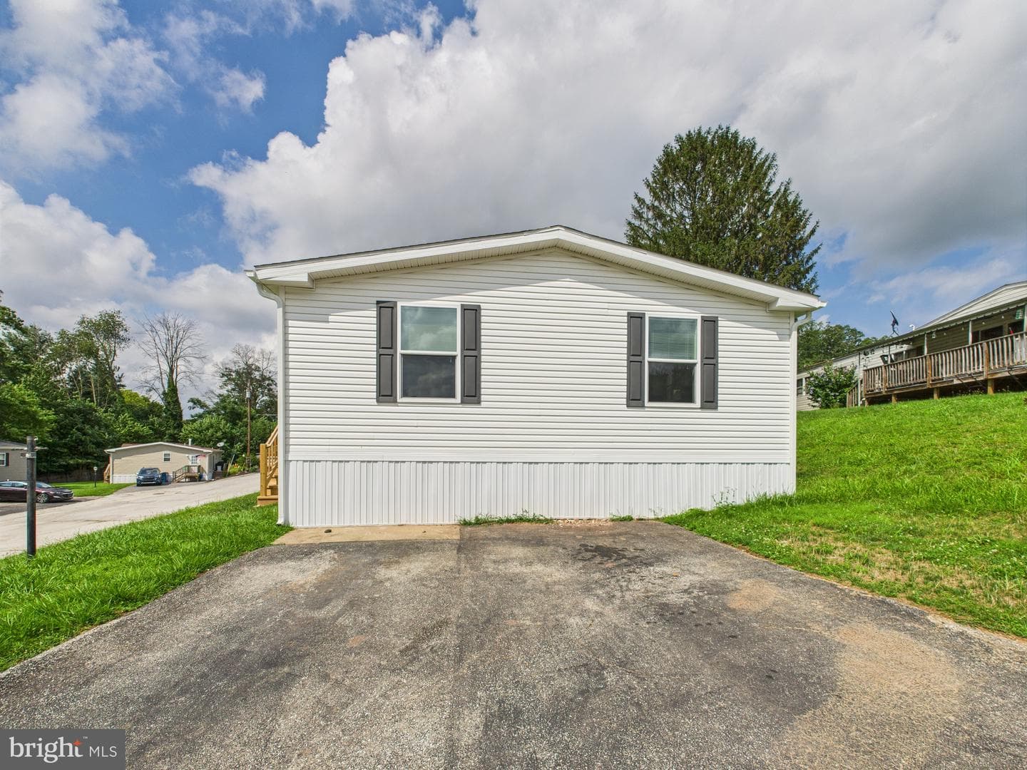 119 Chestnut Hill Drive photo 3