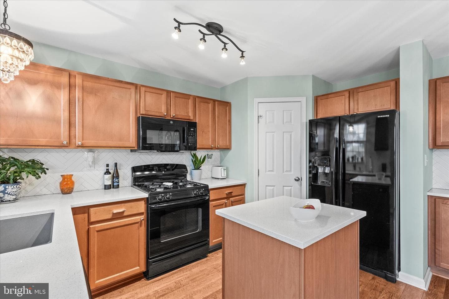 3108 King Richards Court S photo 12