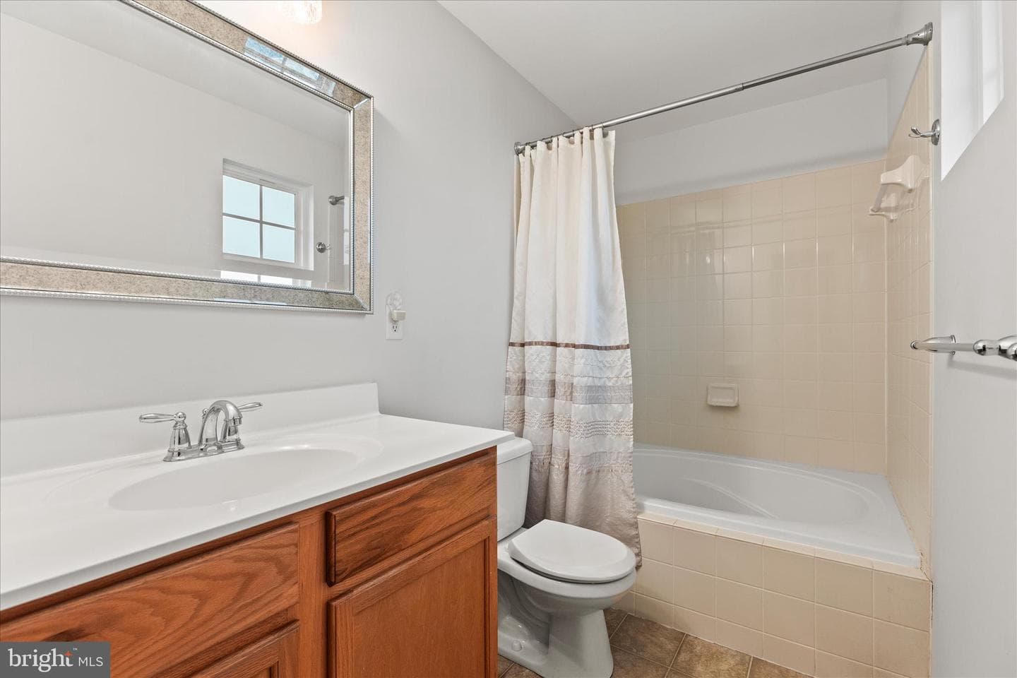 3108 King Richards Court S photo 20