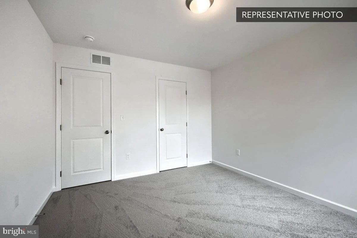 Pin Oak Dr photo 37
