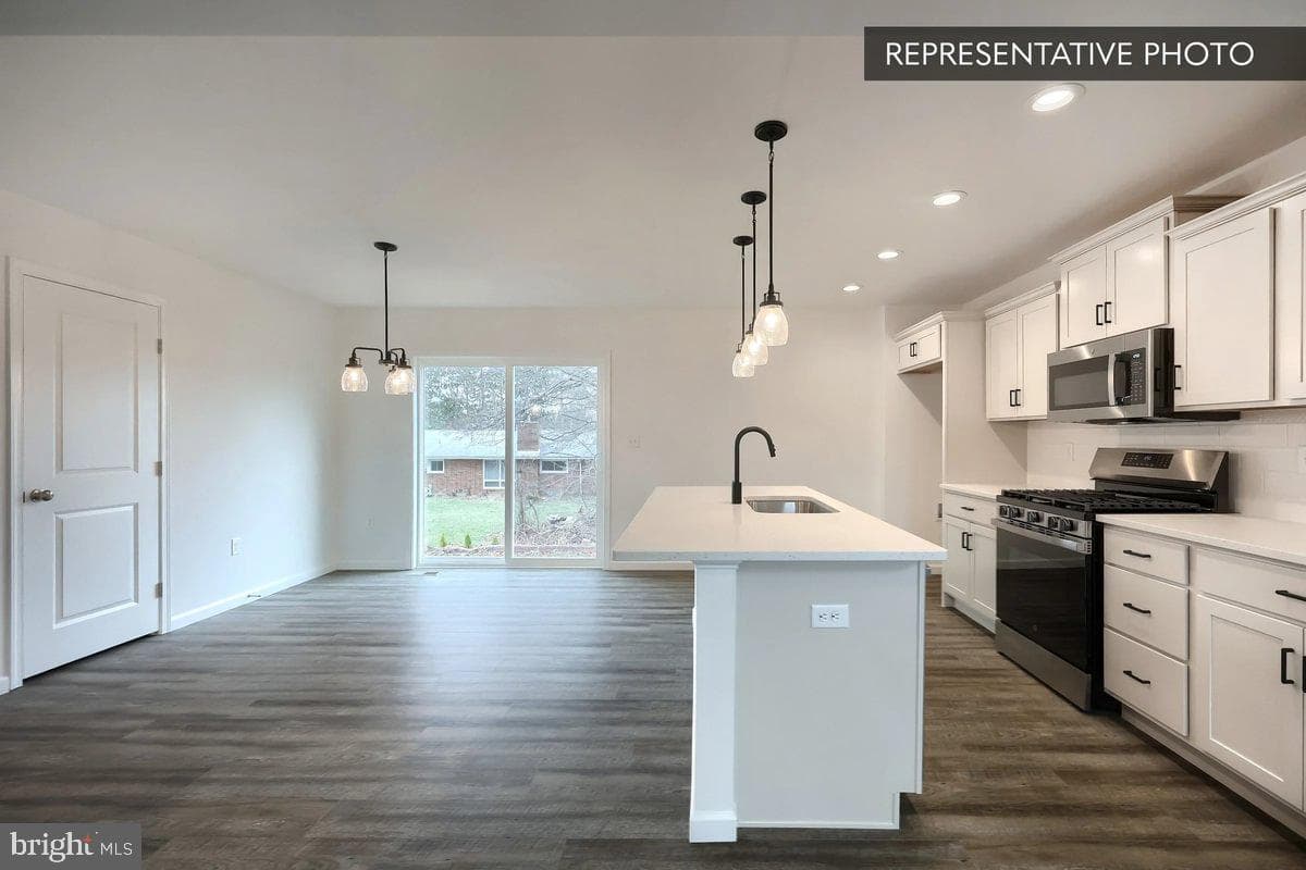 Pin Oak Dr photo 7