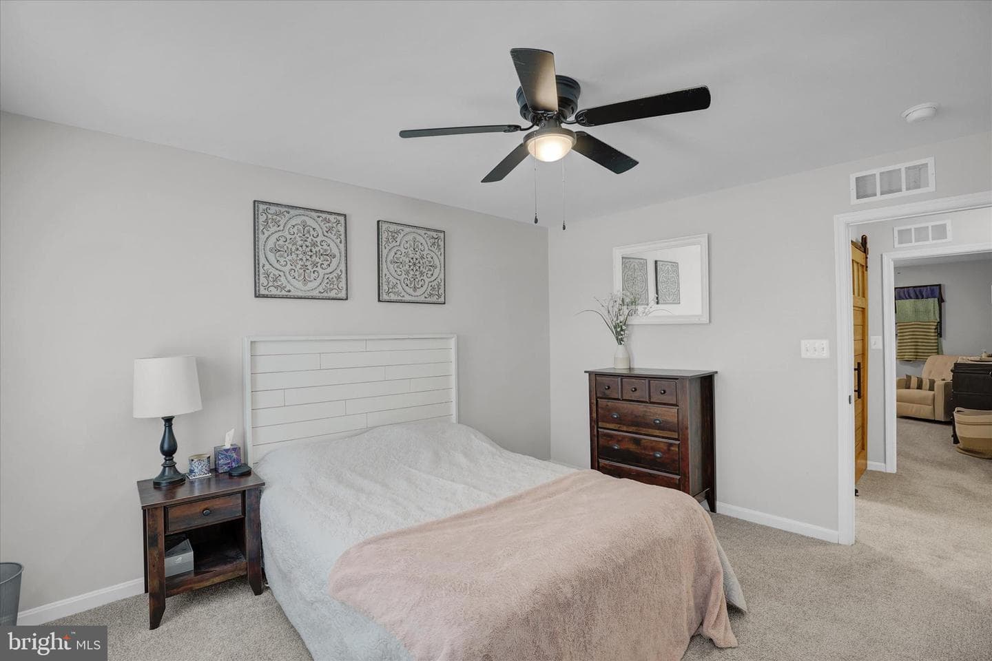 90 Thoroughbred Drive photo 27