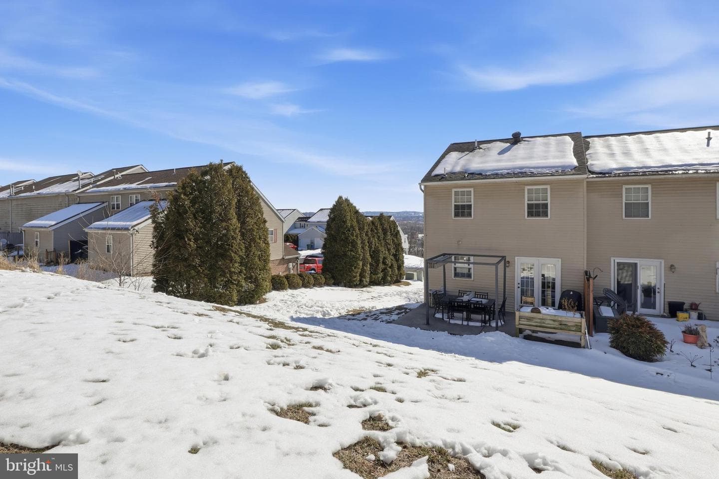 2280 North Point photo 28