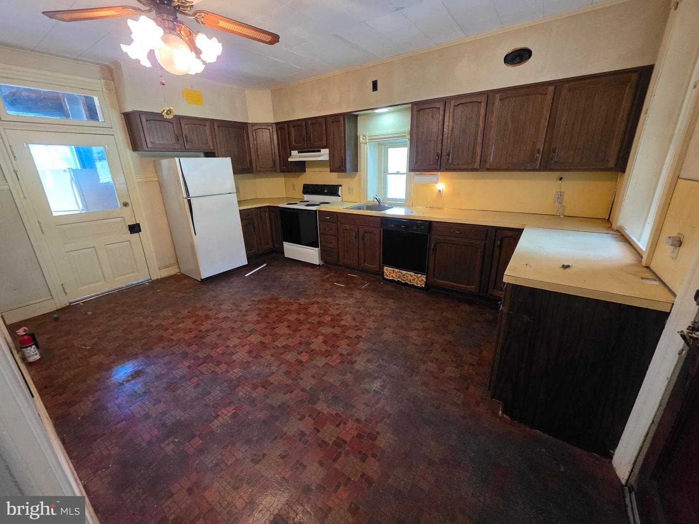 178 W Main Street photo 9