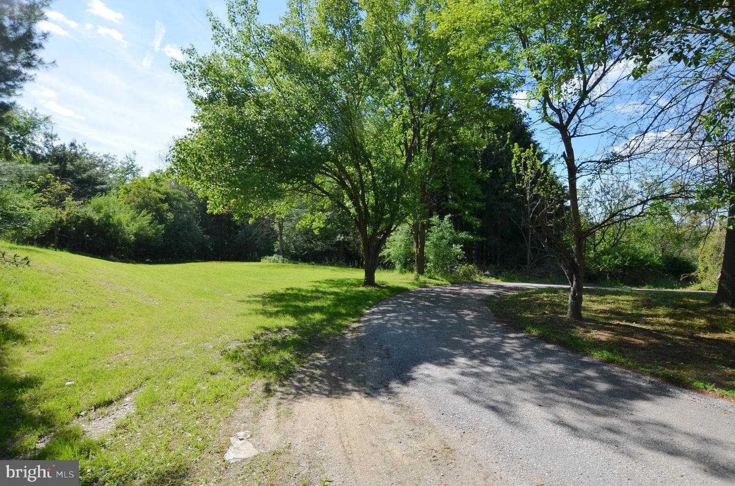 3414 Trone Road photo 3