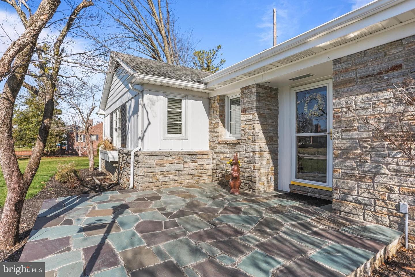 228 Clearview Road photo 5
