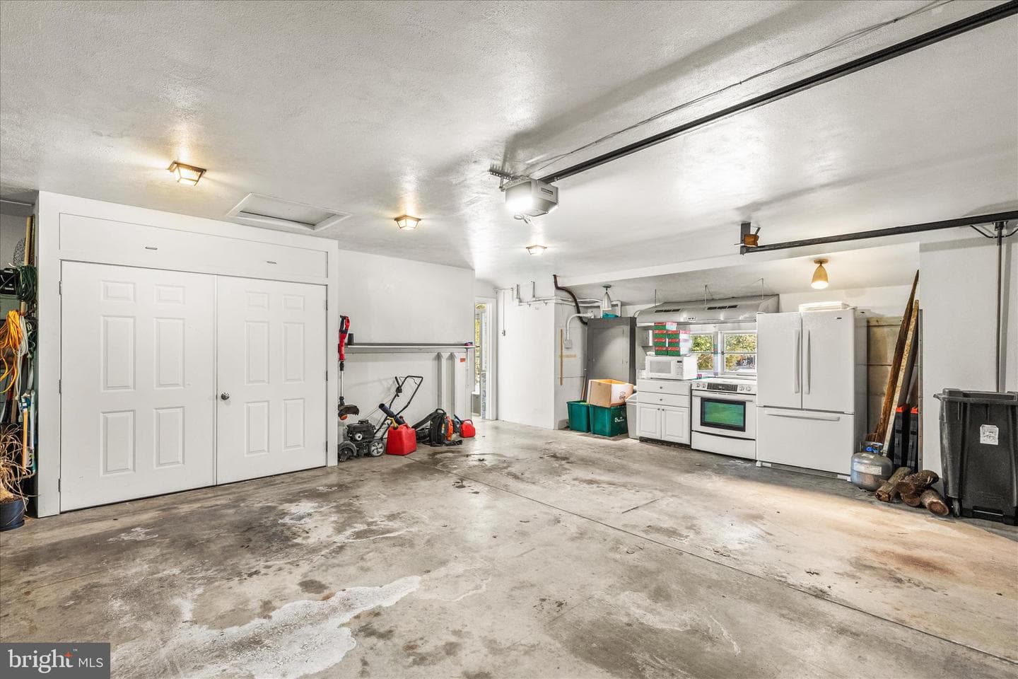 228 Clearview Road photo 67