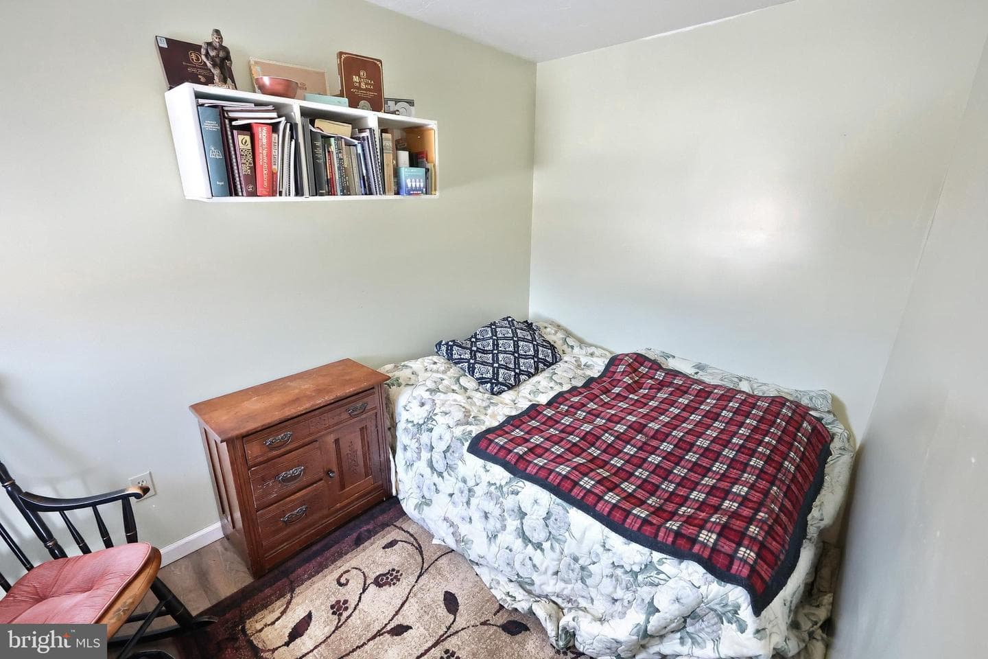 1198 Trinity North Road photo 18