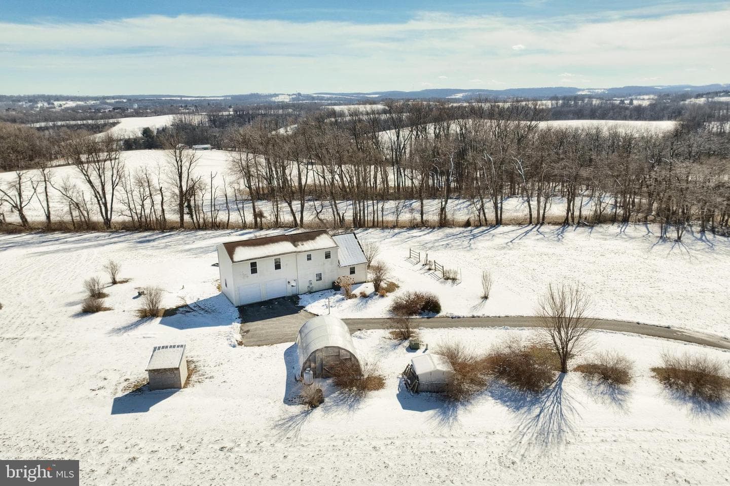 1198 Trinity North Road photo 2