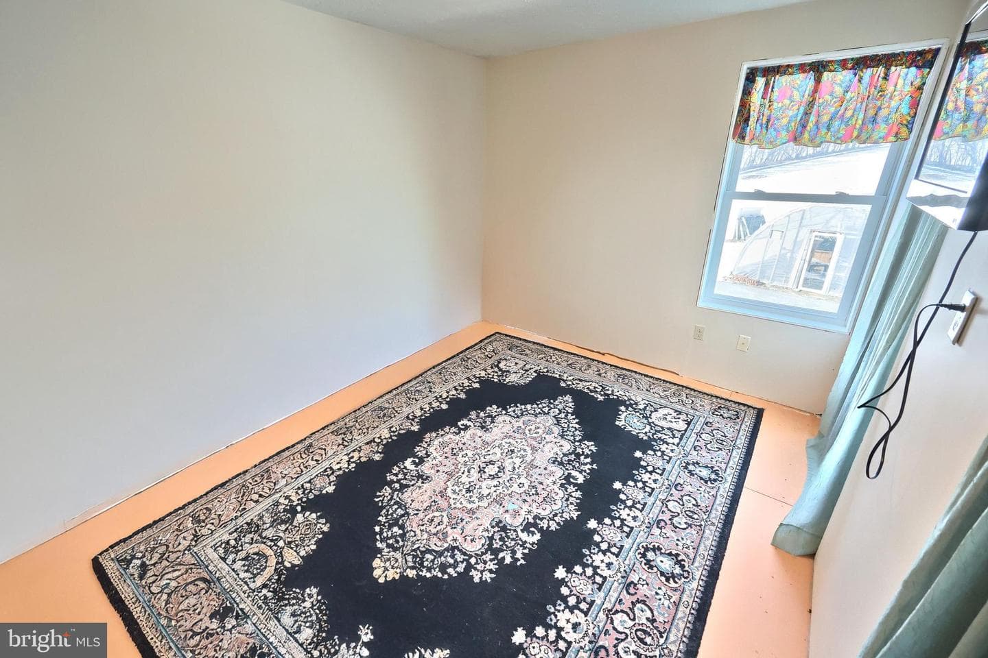 1198 Trinity North Road photo 22
