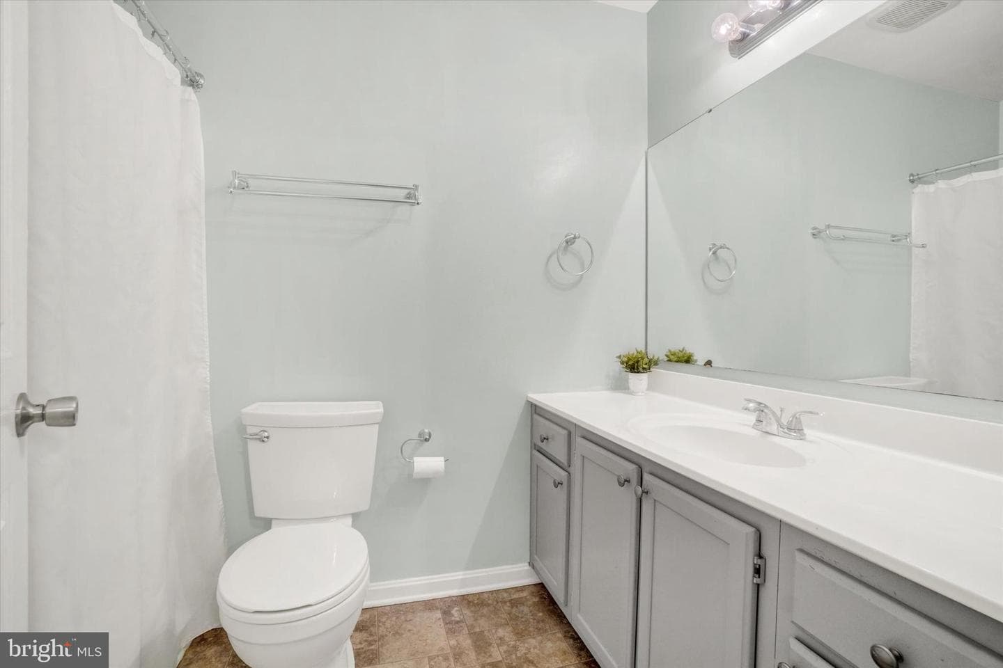 480 Hollow Road photo 25
